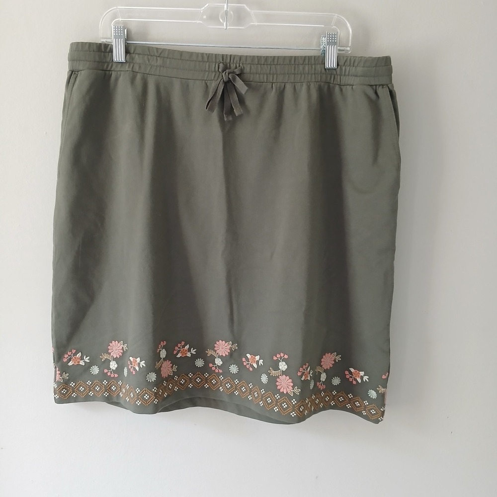 J.Jill Women's Size Large Embroidered Green Floral Mini Skirt Slash‎ Pockets